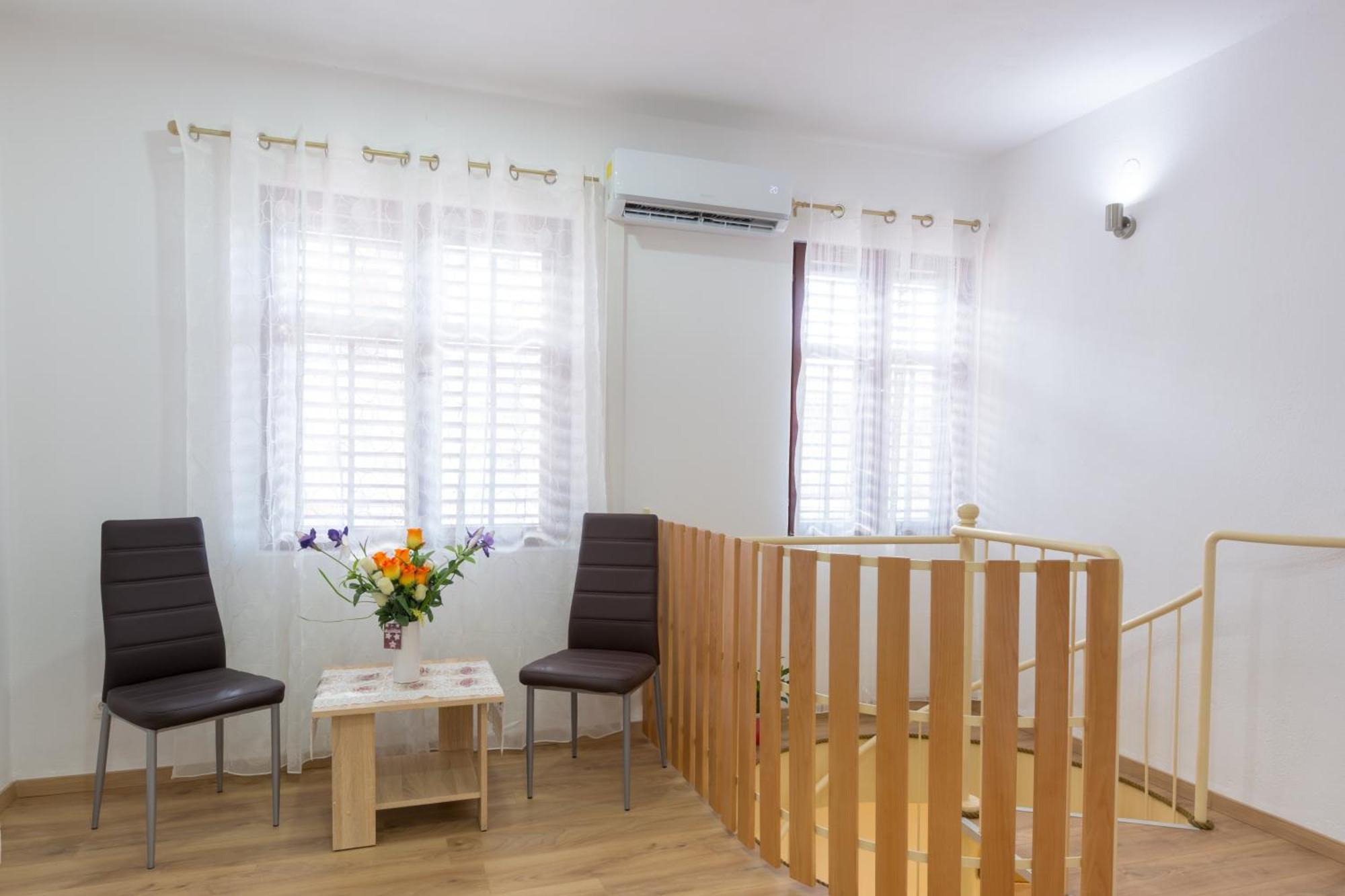 Apartments By The Sea Kastel Stari, Kastela - 15894 Стая снимка